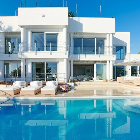 Lavish Villa With Infinity Pool And Views Santa Eulalia del Río Exterior foto